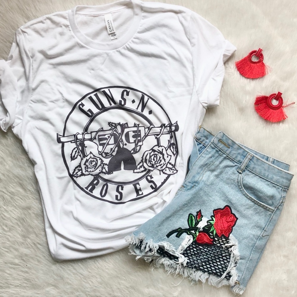 Band tee/ Guns N’ Roses tee